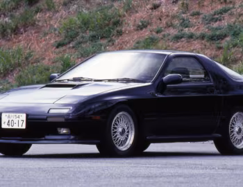 Mazda Savanna RX-7 ∞ (FC3S) '06.1990–11.1991