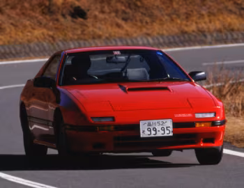 Mazda Savanna RX-7 GT (FC3S) '10.1985–89