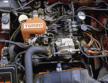 Bajo el capó Mazda Savanna RX-7 Turbo GT-X (SA) '09.1983–09.1985