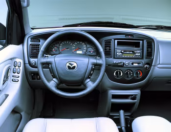 Panel frontal Mazda Tribute [Worldwide] '2000–04