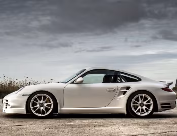 McChip-DKR Porsche 911 Turbo S (997) '2013