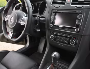 Interior McChip-DKR Volkswagen Golf GTI 5-door (Typ 5K) '2009–13