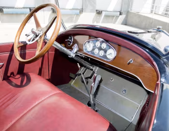 Интерьер 1927 McFarlan Line 8 2-Passenger Roadster