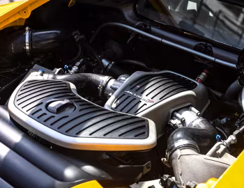 Sob o capô McLaren 12C GT Sprint '2013–14