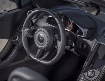 Painel frontal McLaren 12C Spider '2012–14
