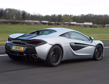 McLaren 540C Coupé [UK-spec] '2015–21