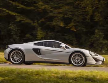 McLaren 570GT [UK-spec] '2016–21