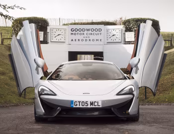 McLaren 570GT [UK-spec] '2016–21