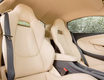 Interior 2016–21 McLaren 570S Coupé [North America] '2015–21