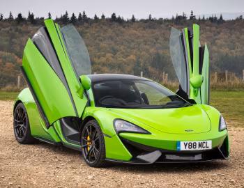 McLaren 570S Coupé [UK-spec] '2015–21