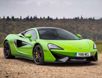 McLaren 570S Coupé [UK-spec] '2015–21