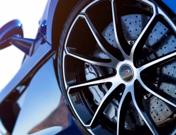 McLaren 570S Spider [UK-spec] '2017–21