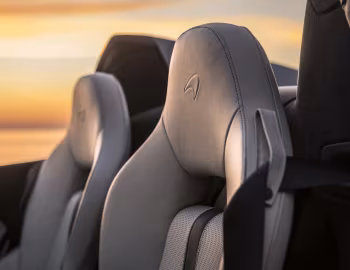 Intérieur 2018–21 McLaren 570S Spider [North America] '2017–21