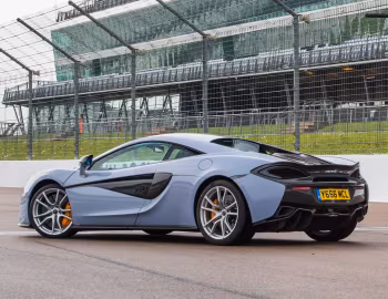 McLaren 570S Track Pack [UK-spec] '2017–21