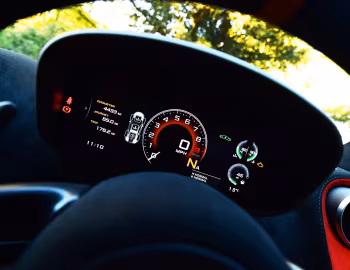 Painel McLaren 600LT [UK-spec] '2018–21