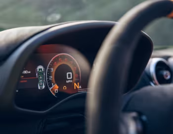 Painel 2020–21 McLaren 600LT Spider [North America] '2019–21