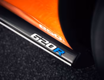 McLaren 620R [UK-spec] '2020–21