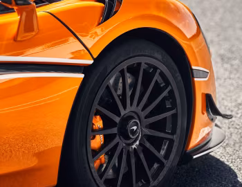 McLaren 620R [UK-spec] '2020–21
