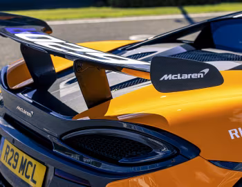 McLaren 620R [UK-spec] '2020–21