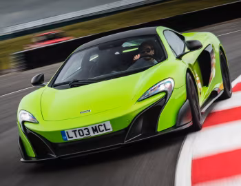 McLaren 675LT [Worldwide] '2015–17