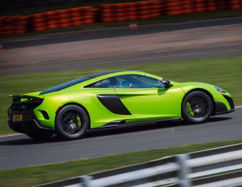 2016–17 McLaren 675LT [North America] '2015–17