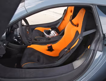 Interior 2016–17 McLaren 675LT [North America] '2015–17