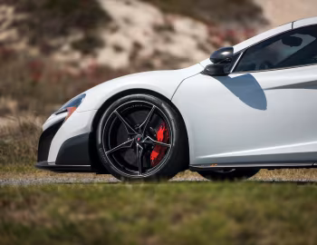 2017 McLaren 675LT Spider [North America] '2016–17