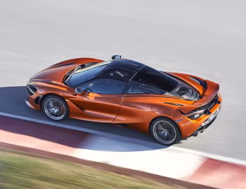 McLaren 720S Coupé [UK-spec] '2017–23
