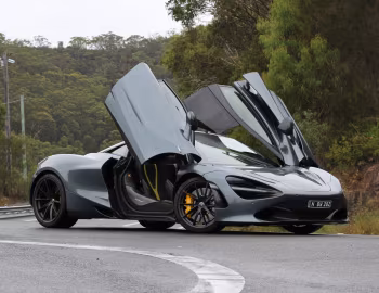 McLaren 720S Coupé [Australia] '2017–23