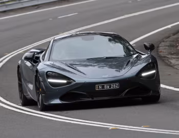 McLaren 720S Coupé [Australia] '2017–23