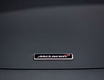 McLaren 720S Coupé [UK-spec] '2017–23