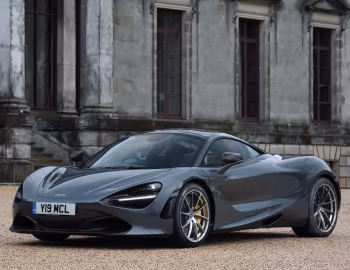 McLaren 720S Coupé [UK-spec] '2017–23