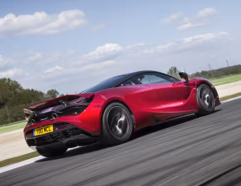 2018–23 McLaren 720S Coupé [North America] '2017–23