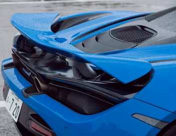 McLaren 720S Coupé [Japan] '2017–23