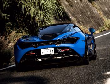 McLaren 720S Coupé [Japan] '2017–23