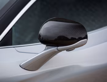 McLaren 720S Coupé "Launch Edition" [UK-spec] '2017