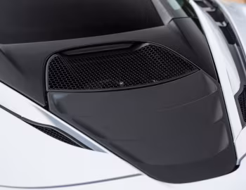 McLaren 720S Coupé "Launch Edition" [UK-spec] '2017