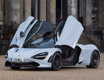 McLaren 720S Coupé "Launch Edition" [UK-spec] '2017
