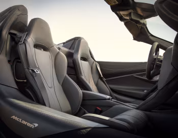 Interior 2020–23 McLaren 720S Spider [North America] '2019–23