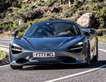 McLaren 750S Coupé [Worldwide] '2023–pr.