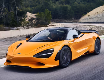 McLaren 750S Coupé [UK-spec] '2023–pr.