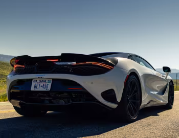 2024–pr. McLaren 750S Coupé [North America] '2023–pr.