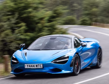 McLaren 750S Coupé [Worldwide] '2023–pr.