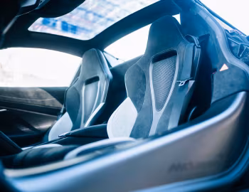 Interior McLaren 750S Spider [Japan] '2023–pr.