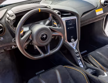 Painel frontal McLaren 750S Spider Triple Crown '2024