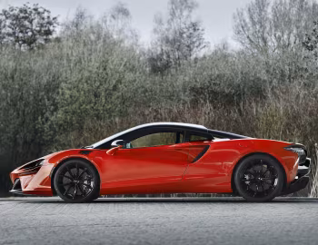 McLaren Artura [UK-spec] '2021–pr.