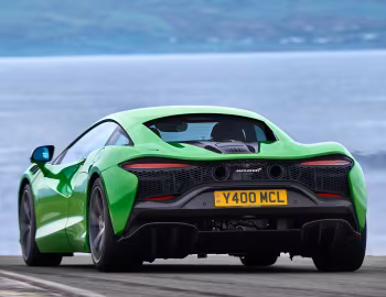 McLaren Artura [UK-spec] '2021–pr.