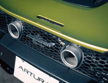 McLaren Artura [Japan] '2022–pr.