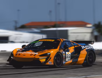 Blackdog Racing McLaren Artura GT4 '2026
