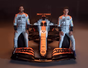 Daniel Ricciardo, Lando Norris, McLaren MCL35M with a special "Gulf" livery